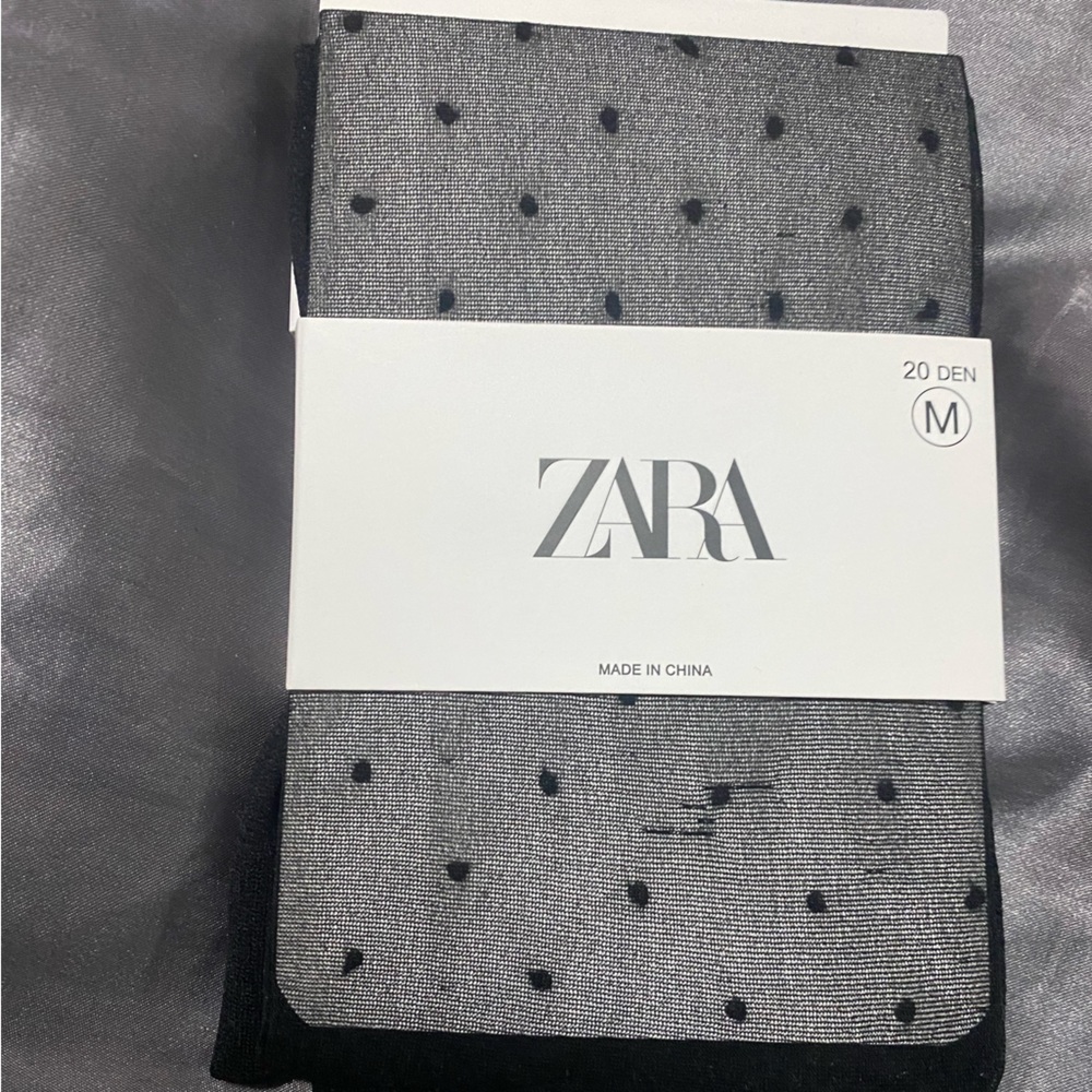 ZARA SWISS DOT TIGHTS
M - Picture 2 of 4